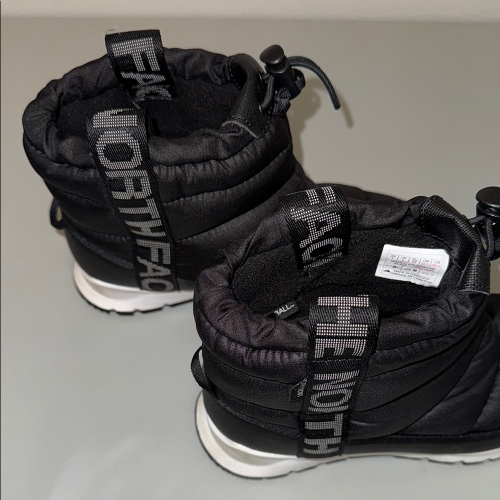 Like New, Kids Thermoball Pull-on Waterproof Black Quilted Padded Comfort Boots - Picture 4 of 11